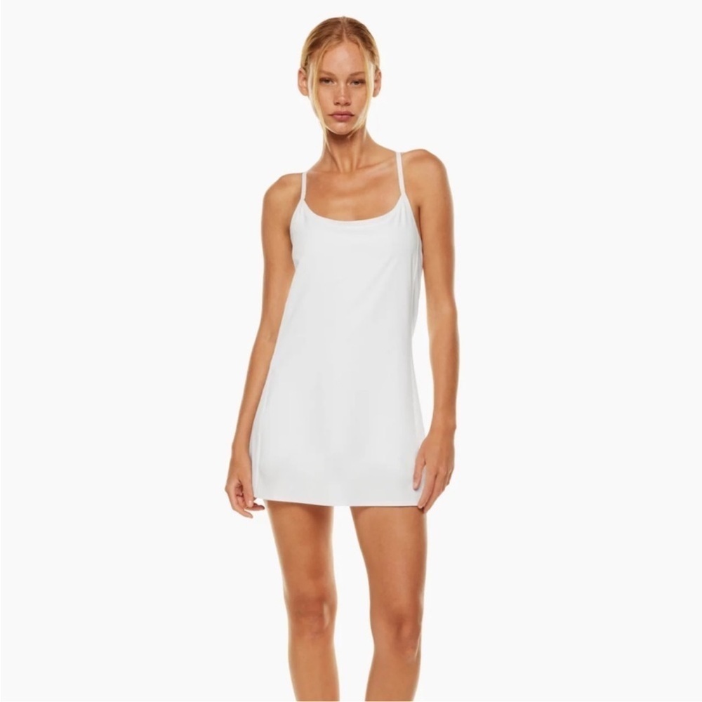 Aritzia TNA TnaMOVE Spin Tennis Dress White Size XS Athletic Activewear